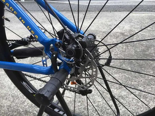 リア・ディスクキャリパー