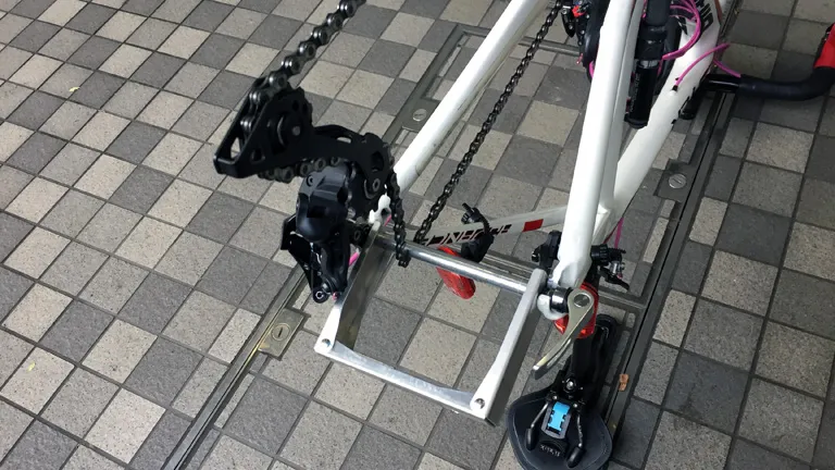 輪行 リアエンドチェーンの処理